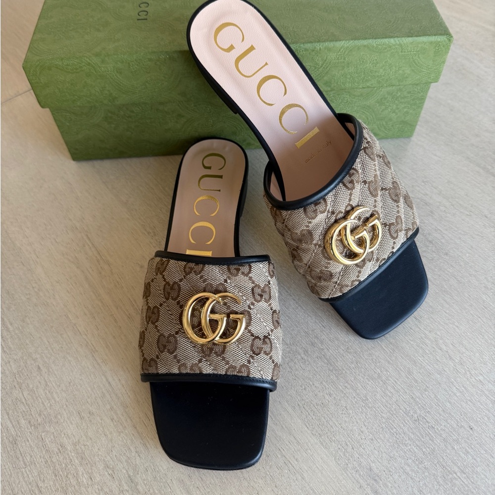 Gucci Jolie matelasse monogram gg marmot slide sandals 39